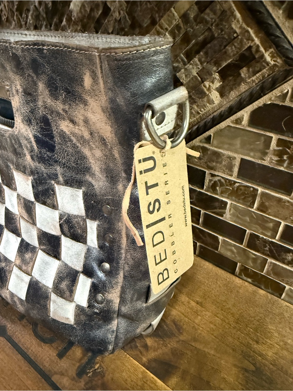 NWT BED|STU Orchid Crossbody Bag - Distressed Black & Cream Checkerboard - Picture 2 of 4